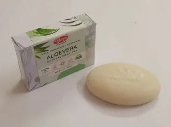 Foto met verpakking Aloe Vera